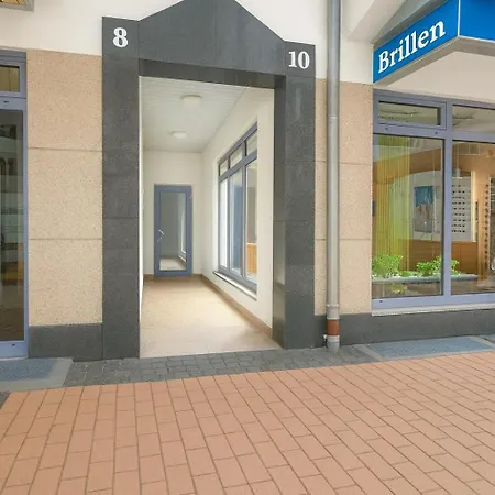Апартаменты Zentrale Maisonette Mit Buero & Parkplatz Грисхайм