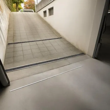 Zentrale Maisonette Mit Buero & Parkplatz Апартаменты